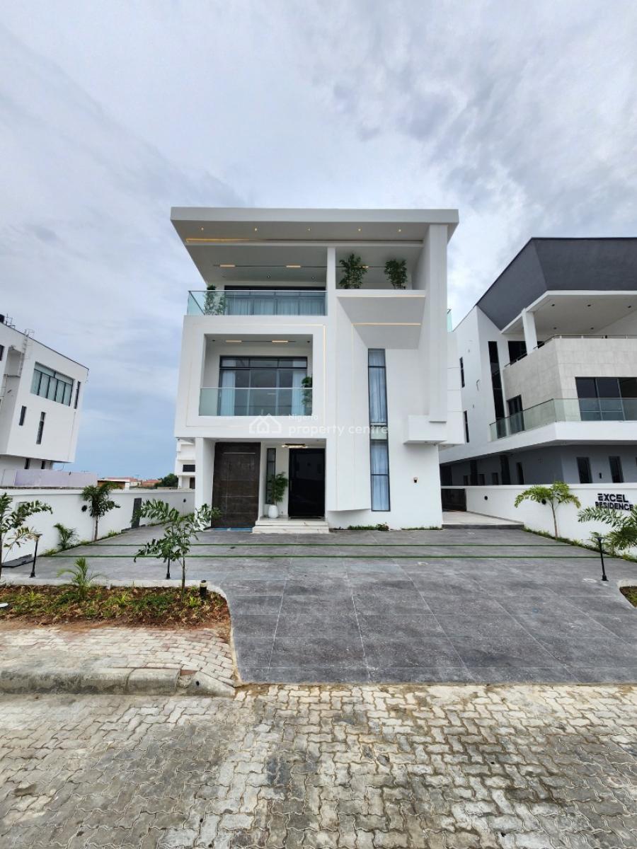 Prestigious 5 Bedroom Duplex with Elevator